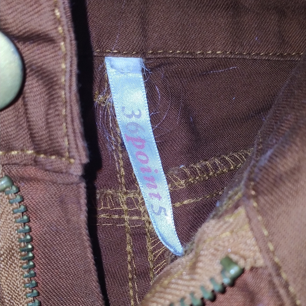 36 Points 5 Brown Pants with Red and White Tribal Pattern (15" by 36") - Picture 3 of 9